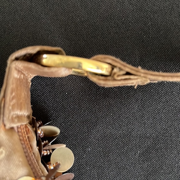 Shimmering lined vintage sequin bag — sparkly, not scratchy! - Picture 15 of 15